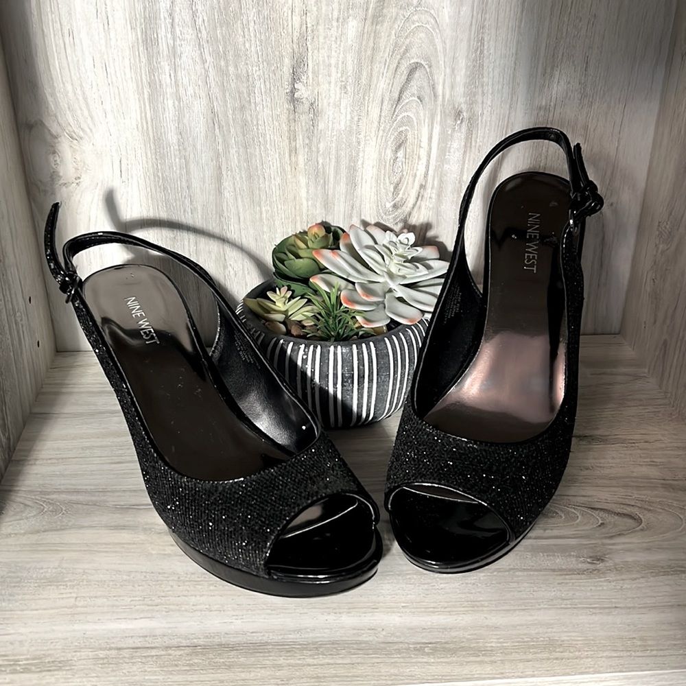 🔥Black Sparkly Nine West Karoo’s 🔥 size 9